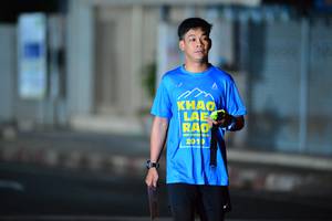BIB: 201
                            <button type="button" onclick="openModal(12773196)" class="btn btn-primary btn-sm float-right btn-popup" data-toggle="modal" data-target=".modal-high-quality">
                        <i class="fas fa-shopping-cart"></i> Add to Cart
                    </button>
                                            <button type="button" onclick="isThisMe(12773196, true)" class="btn btn-success btn-sm float-right btn-popup btn-isme hidden" data-toggle="tooltip" data-placement="bottom" title="นี่คือรูปของคุณใช่ไหม คลิกที่นี่เพื่อเอาเข้าอัลบั้ม">
                        <i class="fas fa-plus"></i> Add to album
                    </button>
                    <button type="button" onclick="isThisMe(12773196, false)" class="btn btn-warning btn-sm float-right btn-popup btn-isnotme hidden">
                        <i class="fas fa-ban"></i> Remove from album
                    </button>